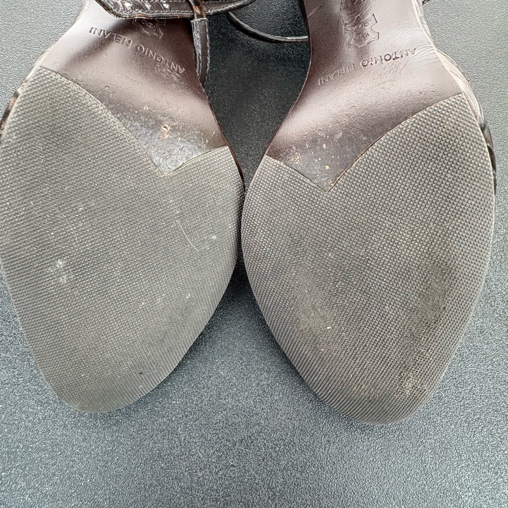 ANTONIO MELANI Brown Heels with Gold Accents - Picture 7 of 13